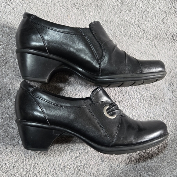 Clarks Bendables Black Leather Slip On Shooties Comfy Business Casual WIDE - Picture 7 of 11